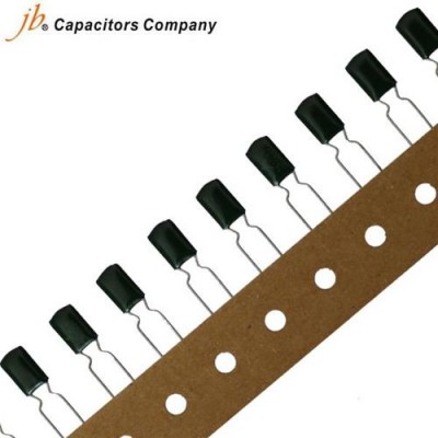 10 pezzi Condensatore in Poliestere 6,8nF 100V 5% JFA passo 5mm