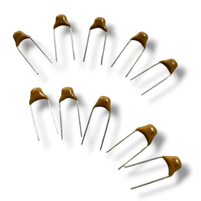 10 pezzi Condensatore Multistrato 100nF 50V Passo 5 X7R 10%